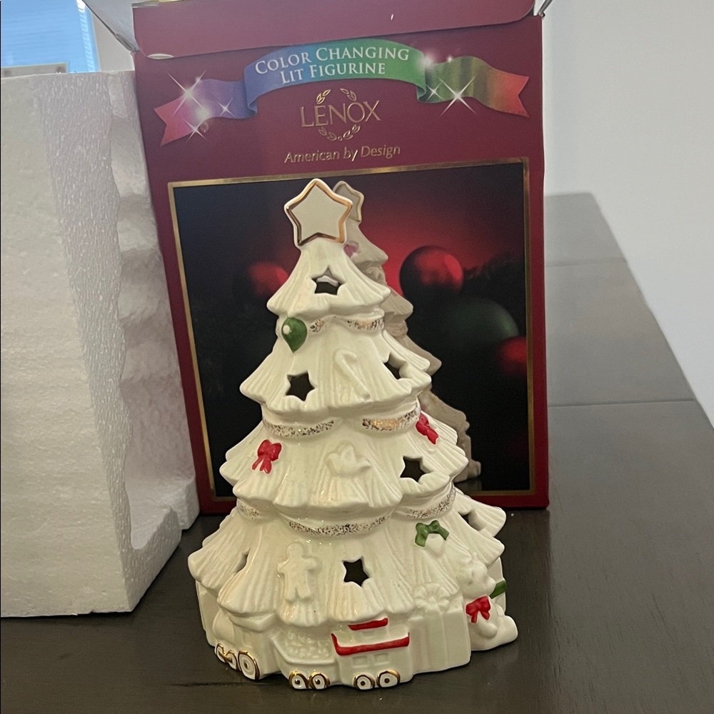 Lenox Holiday Color Changing Lit Tree Figurine
